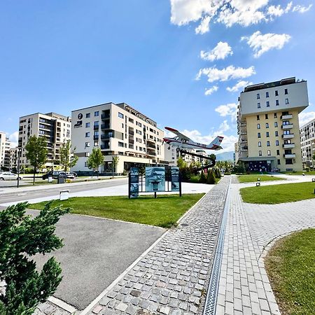 Kasper Coresi Mall - Rise Private Apartments & Suites Брашов Экстерьер фото