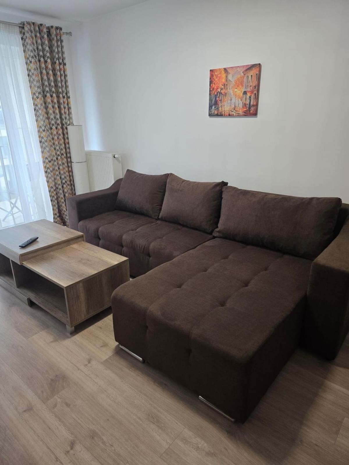 Kasper Coresi Mall - Rise Private Apartments & Suites Брашов Экстерьер фото